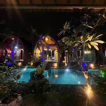 Keris Art Shop&Villa Telaga Wana Sukawati  Bagian luar foto