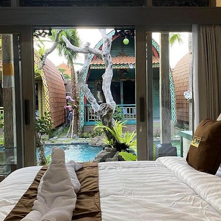 Keris Art Shop&Villa Telaga Wana Sukawati  Bagian luar foto