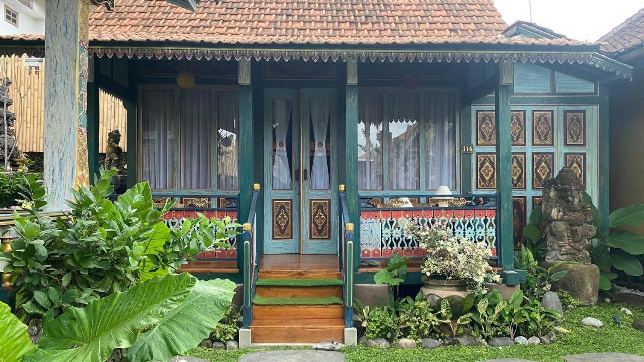 Keris Art Shop&Villa Telaga Wana Sukawati  Bagian luar foto