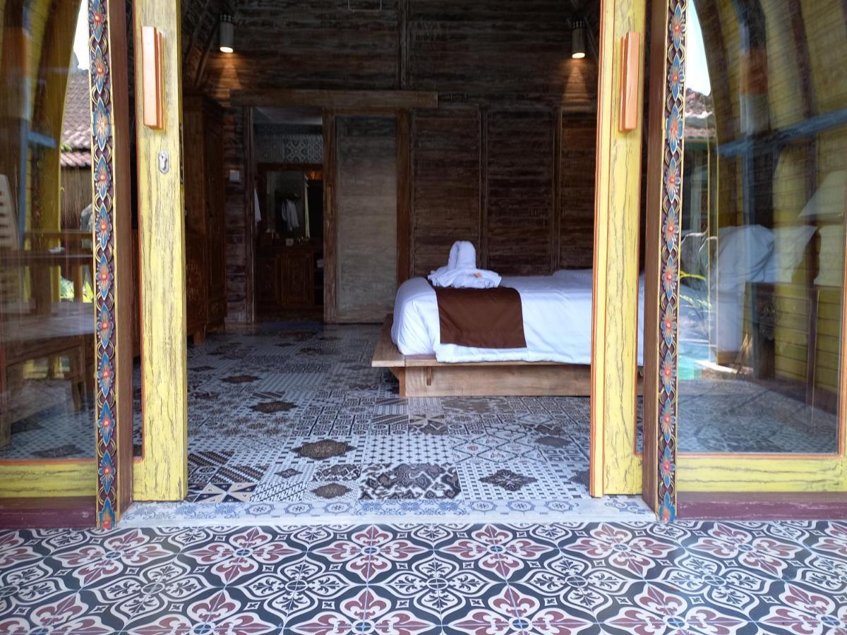 Keris Art Shop&Villa Telaga Wana Sukawati  Bagian luar foto