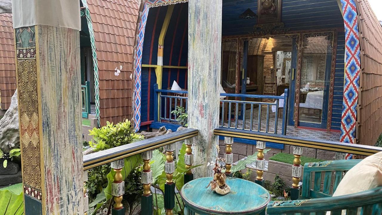 Keris Art Shop&Villa Telaga Wana Sukawati  Bagian luar foto