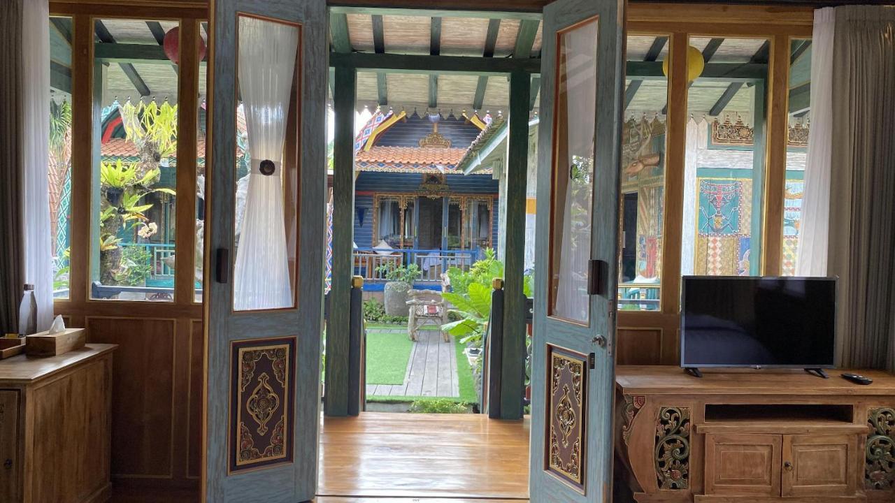 Keris Art Shop&Villa Telaga Wana Sukawati  Bagian luar foto