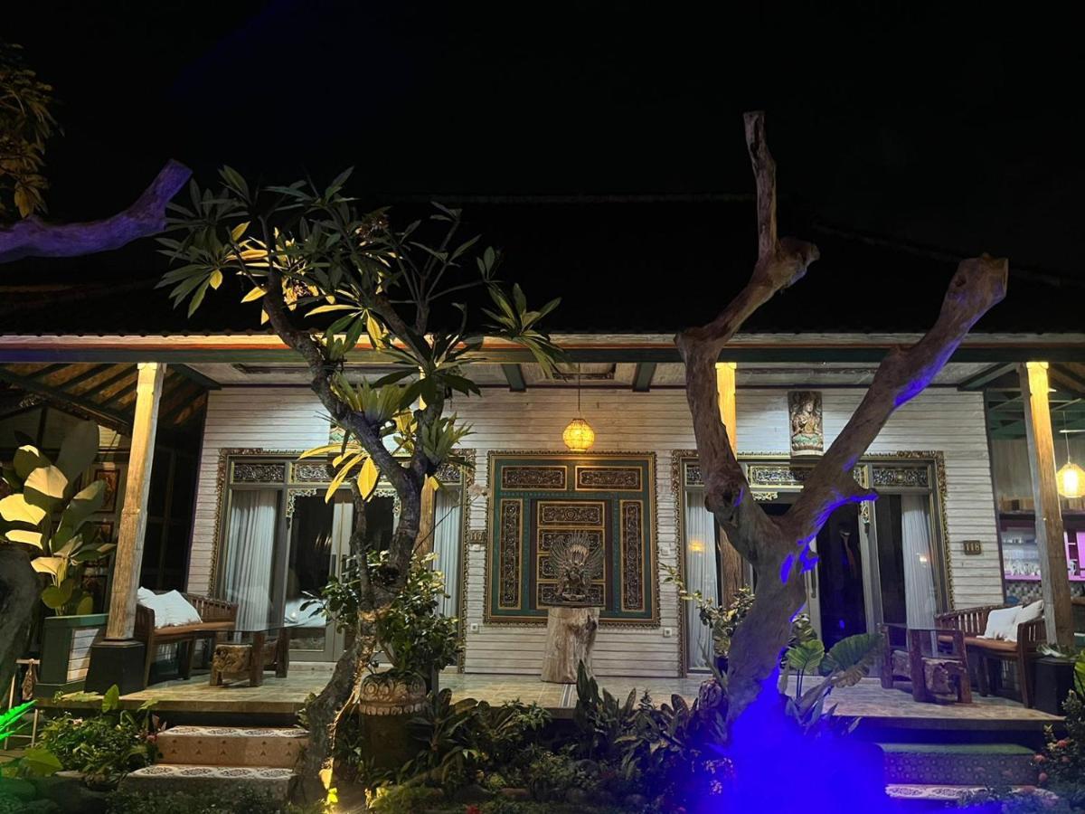 Keris Art Shop&Villa Telaga Wana Sukawati  Bagian luar foto